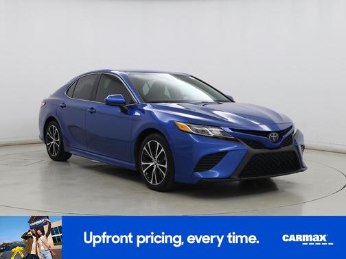 2020 Toyota Camry SE