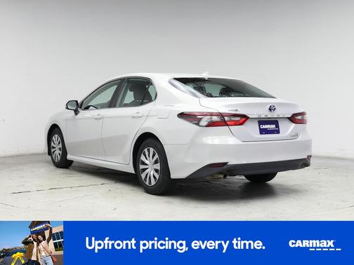 2022 Toyota Camry Hybrid LE