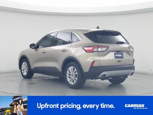 Gold 2020 Ford Escape SE