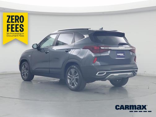 Gray 2023 Kia Seltos S