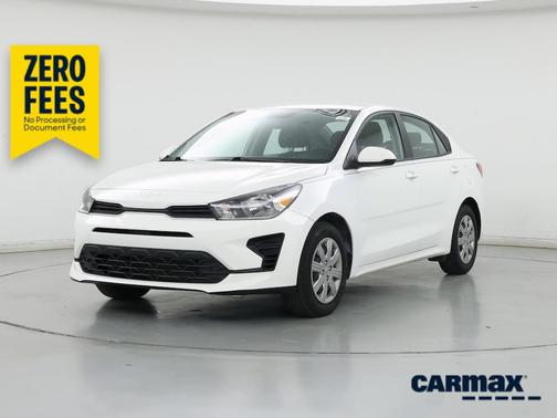 White 2023 Kia Rio S
