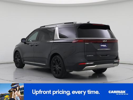 2023 Kia Carnival SX