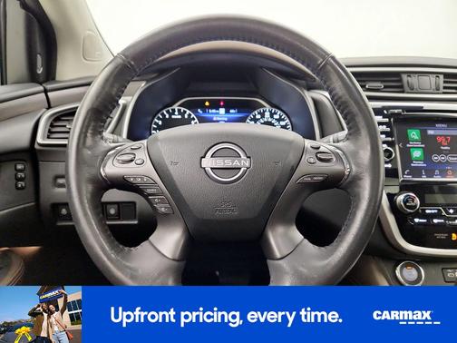 White 2023 Nissan Murano Platinum