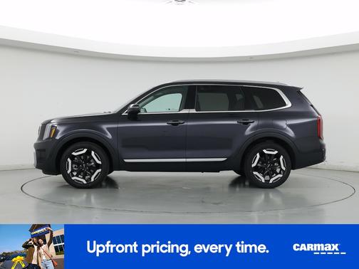 Gray 2025 Kia Telluride S