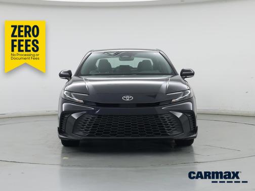 Black 2025 Toyota Camry SE