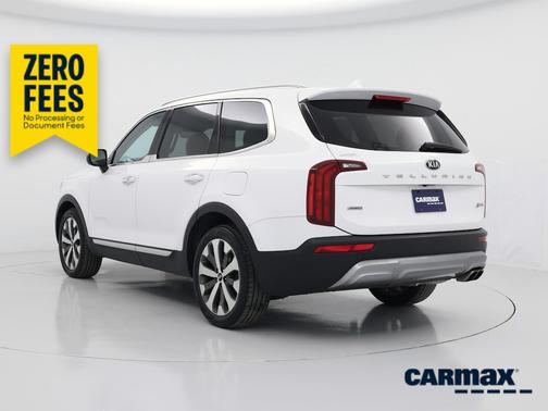 White 2021 Kia Telluride S