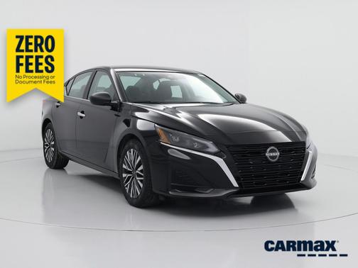 Black 2025 Nissan Altima SV