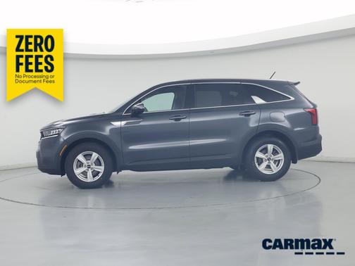 Gray 2023 Kia Sorento LX