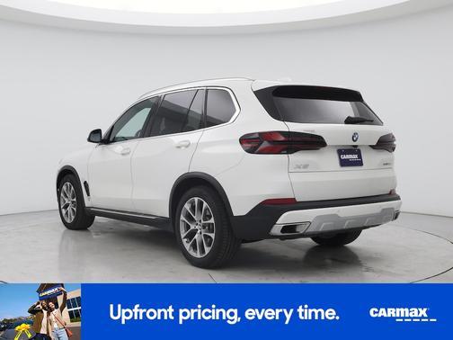 White 2025 BMW X5 xDrive40i