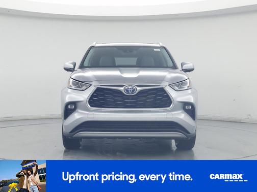 2023 Toyota Highlander Hybrid Platinum