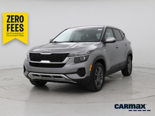 Gray 2023 Kia Seltos LX