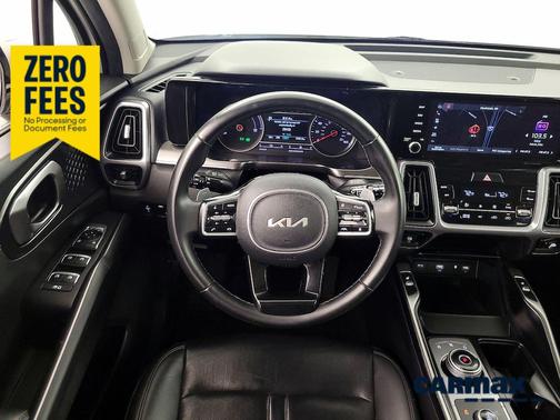 White 2023 Kia Sorento Hybrid EX