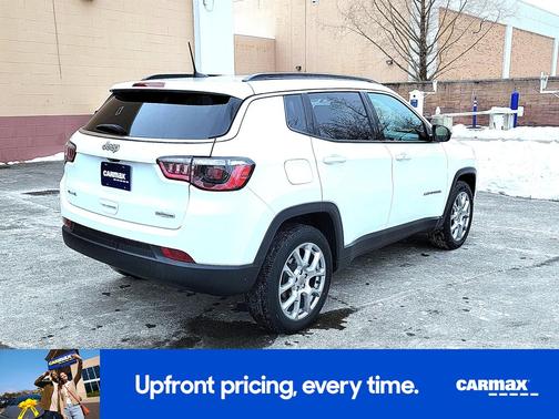 2022 Jeep Compass Latitude Lux