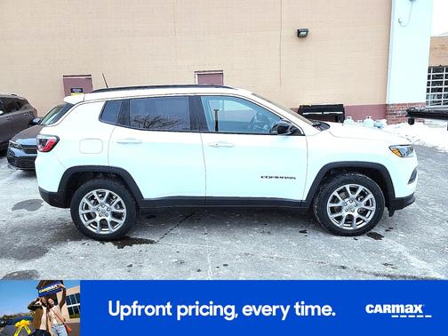 2022 Jeep Compass Latitude Lux