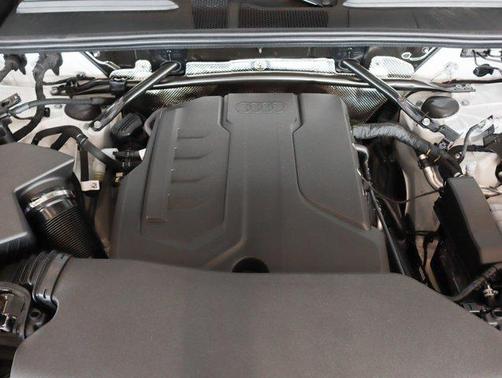 2025 Audi Q5 Premium