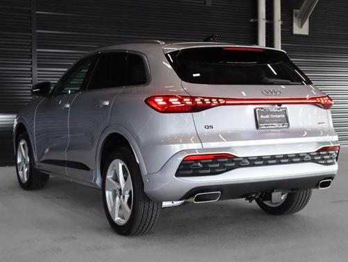 2025 Audi Q5 Premium Plus
