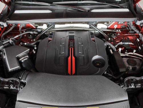 2025 Audi SQ5 3.0T Premium Plus