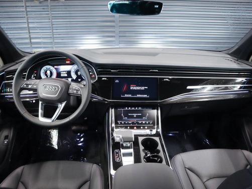 2026 Audi Q7 55 Premium Plus