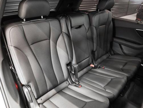 2026 Audi Q7 55 Premium Plus