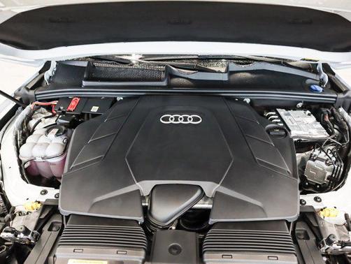 2026 Audi Q7 55 Premium Plus