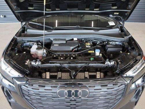 2024 Audi Q4 e-tron Prestige 55 quattro