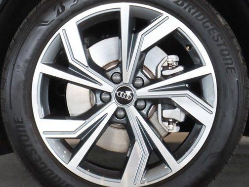 2024 Audi Q4 e-tron Sportback Premium Plus 55 quattro
