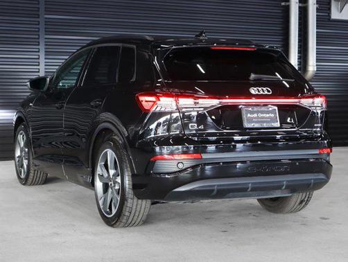 2024 Audi Q4 e-tron Premium 55 quattro