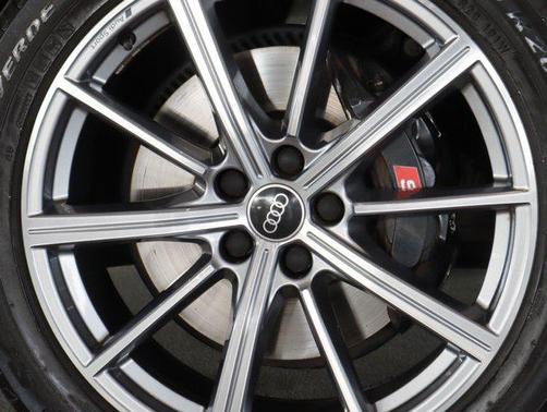 2023 Audi SQ5 3.0T Premium Plus