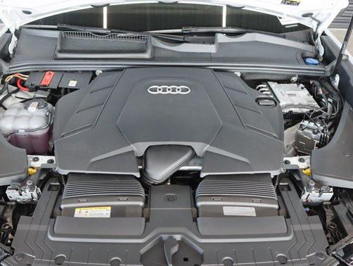 2026 Audi Q8 55 Premium Plus