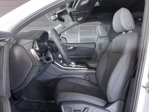 2026 Audi Q7 55 Premium Plus