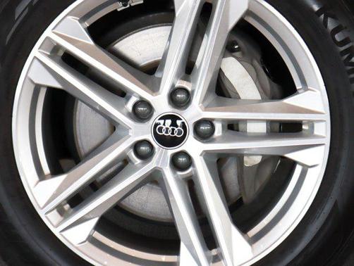 2024 Audi Q5 e 55 S line Premium Plus