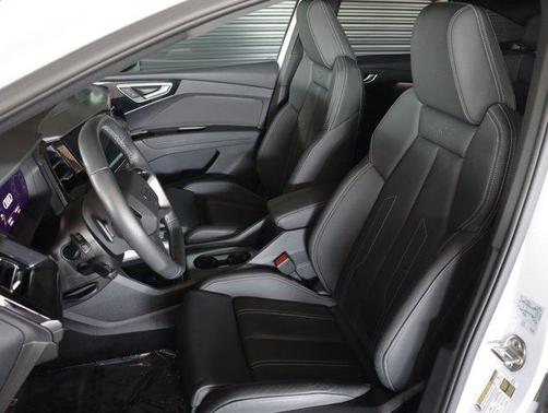 2024 Audi Q4 e-tron Sportback Premium Plus 55 quattro