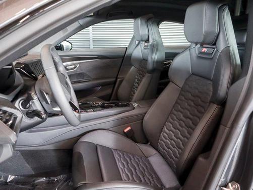 2026 Audi S e-tron GT Premium Plus quattro