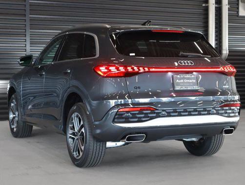 2025 Audi Q5 Premium