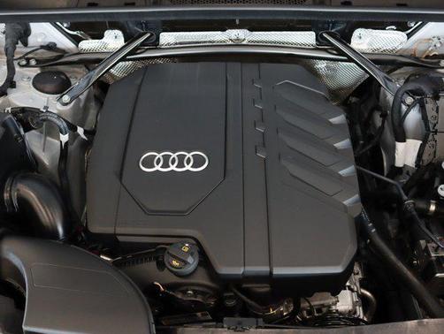 2025 Audi Q5 45 S line Premium
