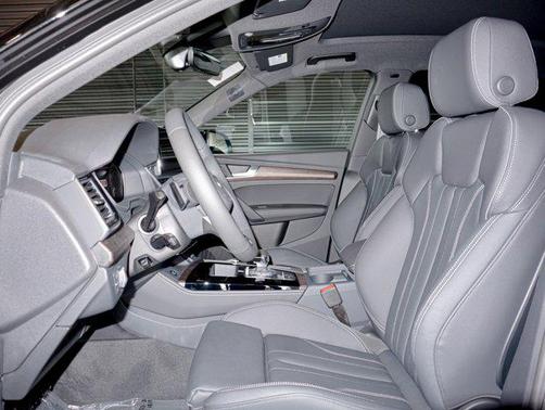 2025 Audi Q5 55 S line Premium Plus