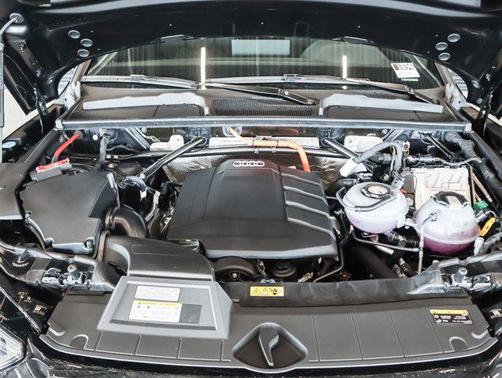 2025 Audi Q5 55 S line Premium Plus