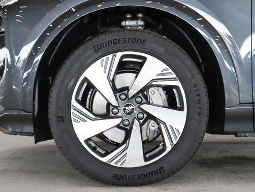 2025 Audi Q6 e-tron Premium Plus quattro