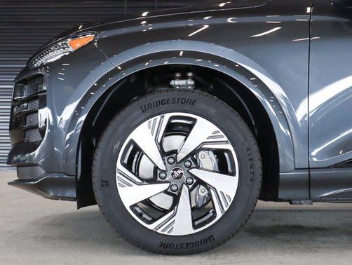 2025 Audi Q6 e-tron Premium Plus quattro