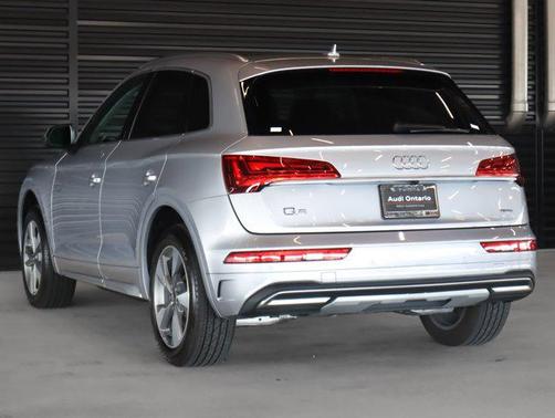 2022 Audi Q5 40 Premium Plus