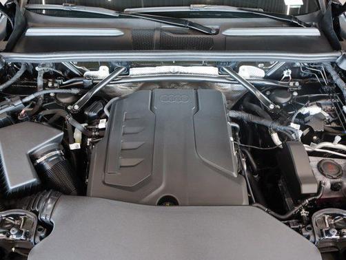 2025 Audi Q5 Premium Plus TFSI quattro S tronic