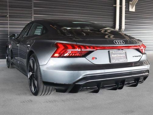 2025 Audi S e-tron GT Premium Plus