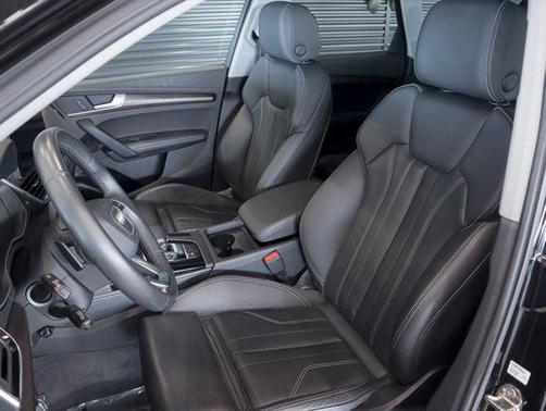 2023 Audi Q5 e 55 S line Premium Plus