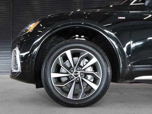 2024 Audi Q5 45 S line Premium