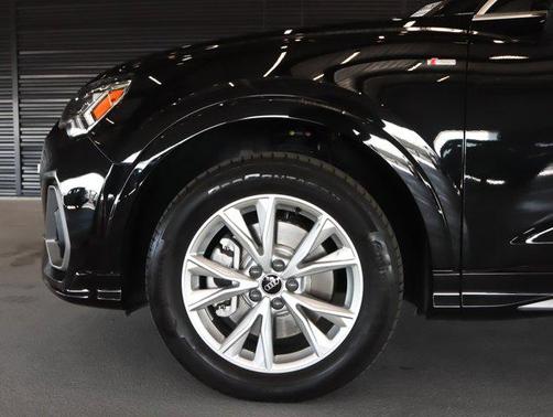 2023 Audi Q3 Premium 45 TFSI S line quattro Tiptronic