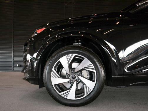 2025 Audi Q6 e-tron Premium quattro