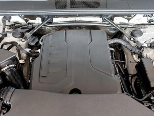 2025 Audi Q5 Premium Plus TFSI quattro S tronic