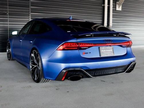 2023 Audi RS 7 4.0T