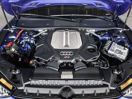 2023 Audi RS 7 4.0T