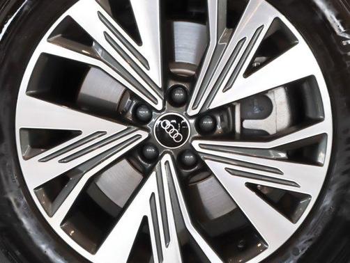 2023 Audi Q4 e-tron Premium Plus 40 RWD